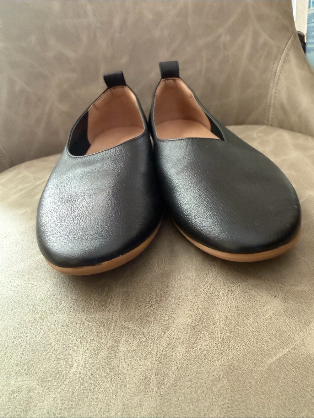 Quince Black Leather Slip-On Ballet Flats - Picture 3 of 7